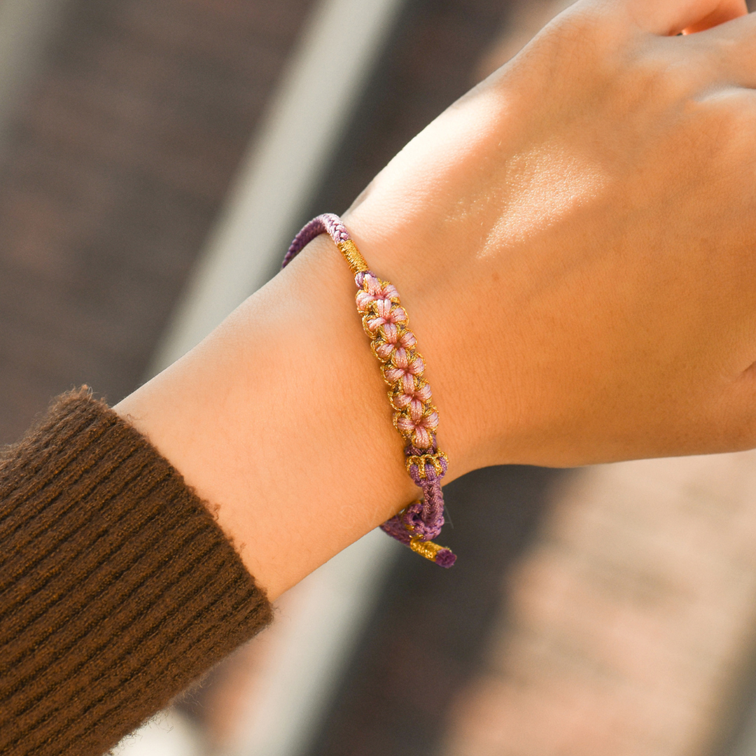 Grandmother & Granddaughter “A Link That Can Never Be Undone” Blossom Knot Bracelet